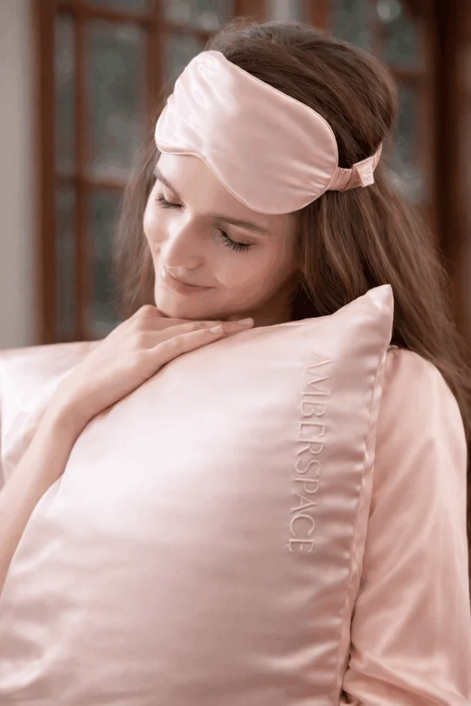 AMBERSPACE Antifaz para Dormir y Funda de Almohada 100% Seda de Morera 22 Momme Rosa Sakura